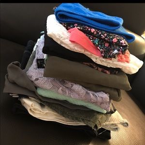 21 ITEMS!! Summer clothes bundle (FITS Size SMALL)